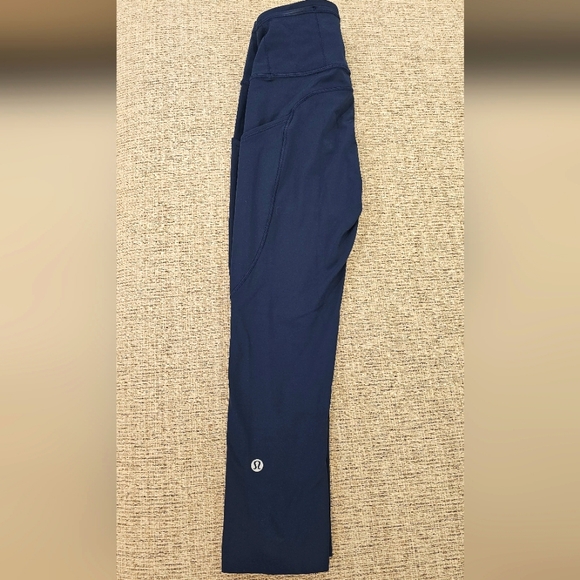 Lululemon fast and free size 2 - Picture 3 of 5